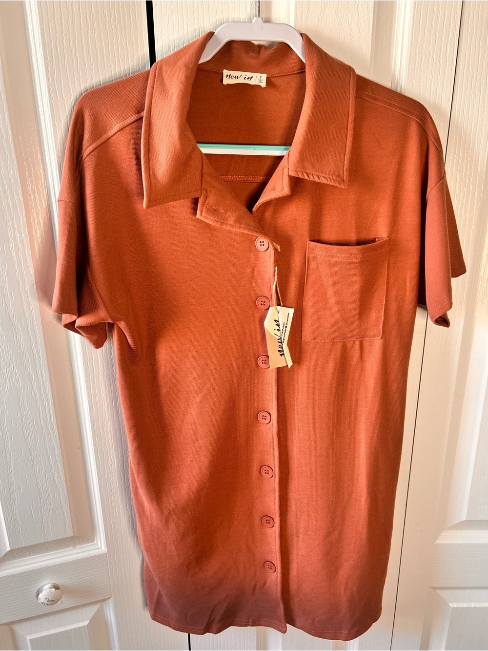 New‎ In Women’s Small Orange Pink Collared Short-Sleeve Button T-Shirt Dress NWT